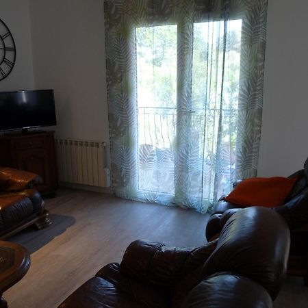 Appartement indépendant dans villa, entre Fréjus et StRaphaël Esterno foto