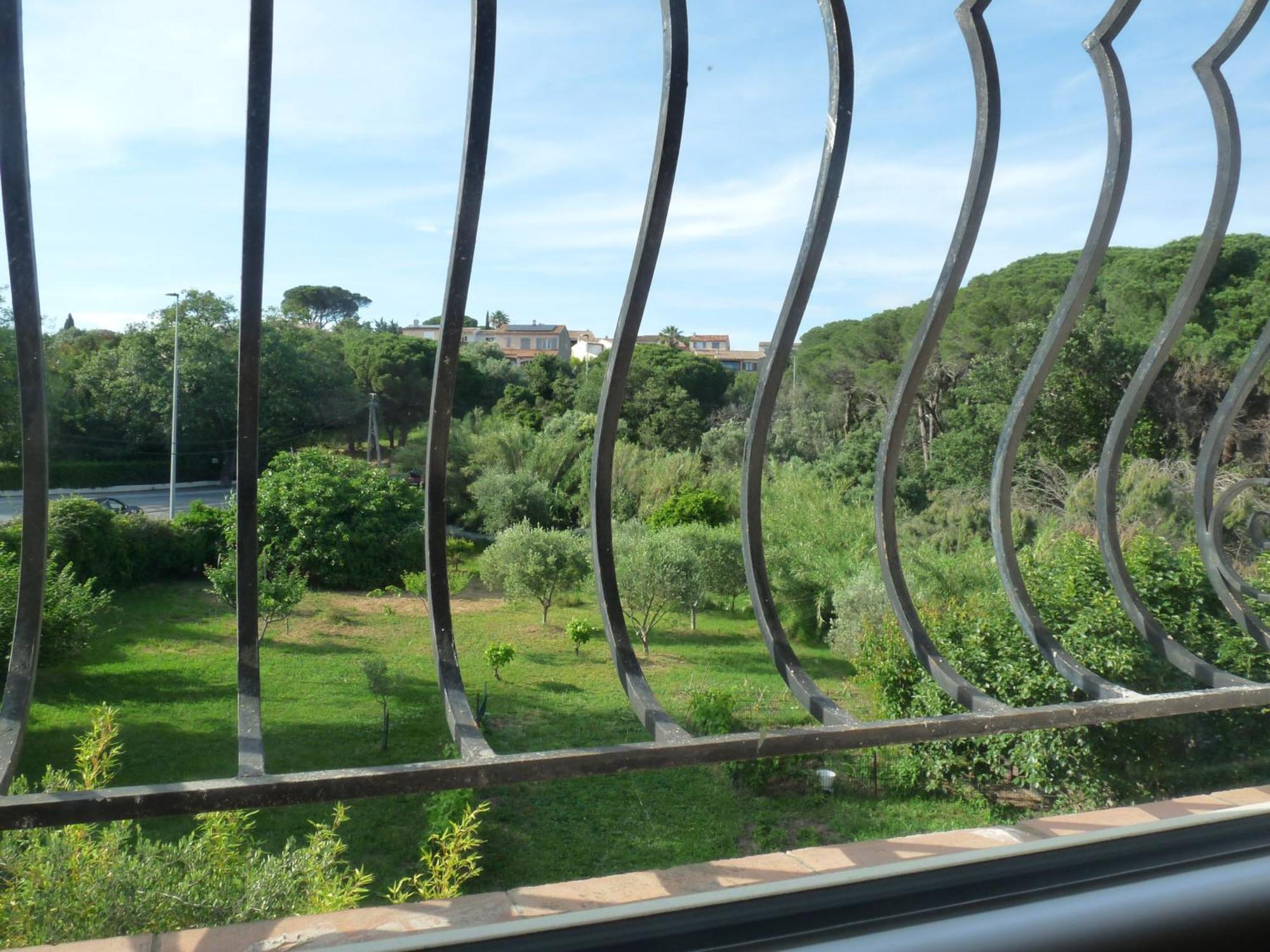 Appartement indépendant dans villa, entre Fréjus et StRaphaël Esterno foto